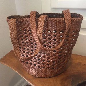 DRAGON DIFFUSION Cannage Bucket Bag